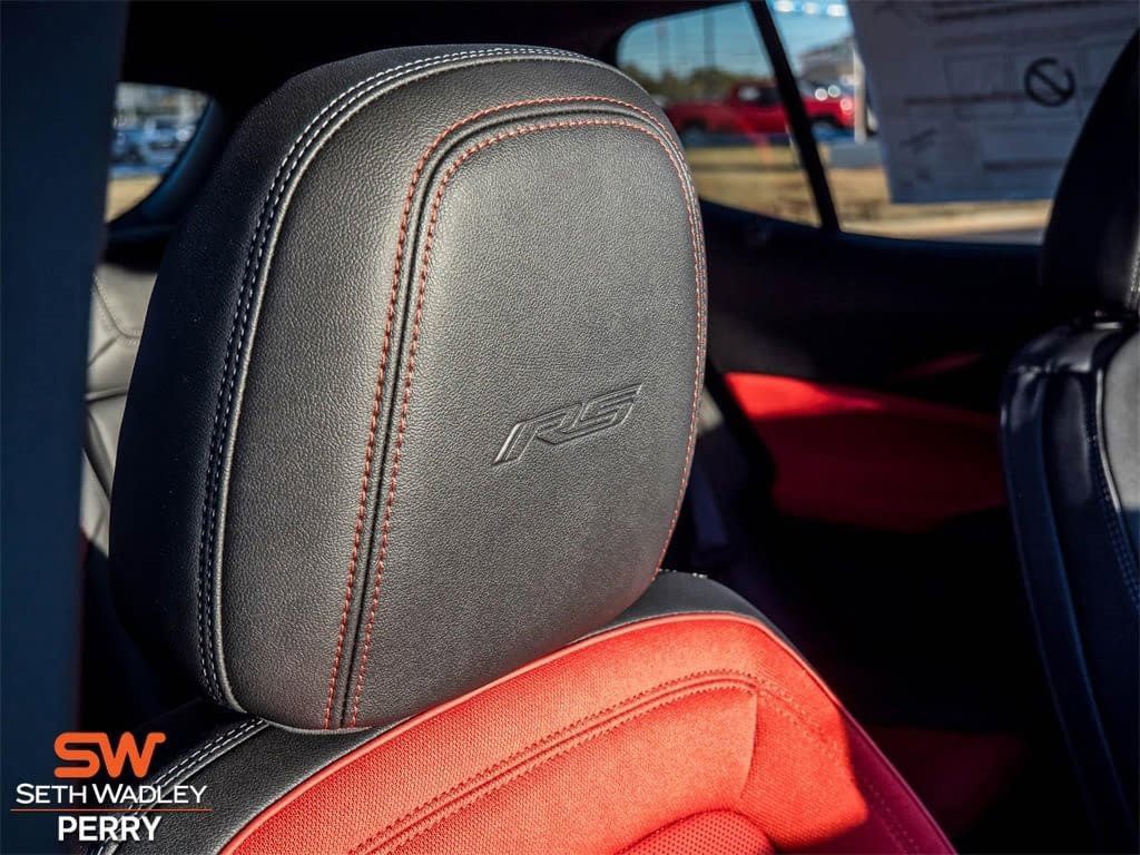 New 2025 Chevrolet Equinox EV RS w/ LPO, Illumination Package image 18