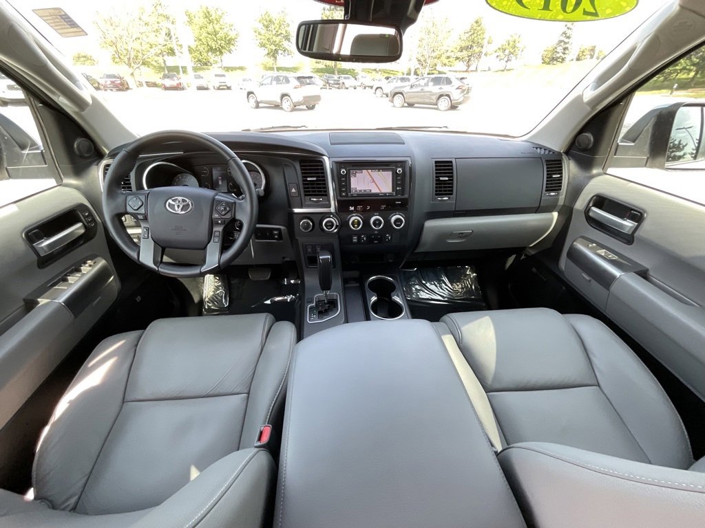 Used 2019 Toyota Sequoia Limited w/ Safety & Convenience Package image 9