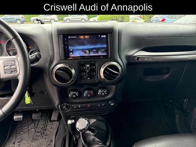 Used 2018 Jeep Wrangler Unlimited Sahara image 14