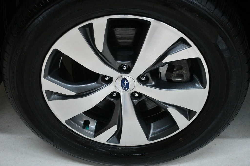 Used 2020 Subaru Ascent Premium w/ Convenience Package image 18