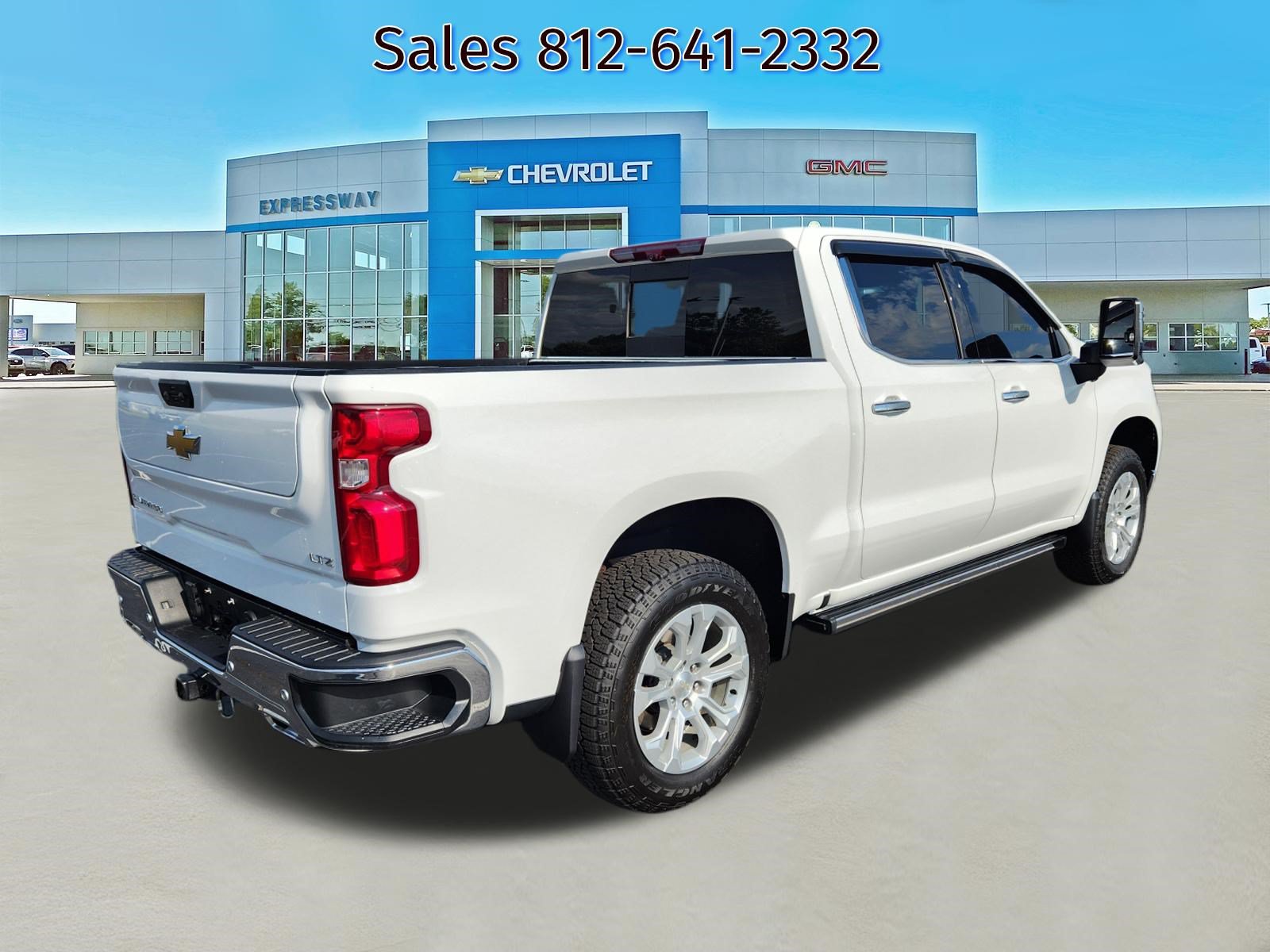 Used 2023 Chevrolet Silverado 1500 LTZ w/ Technology Package AWD/4WD image 7