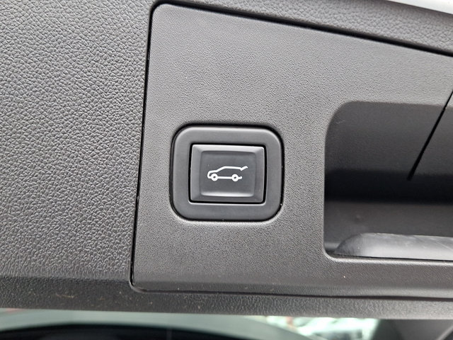 Used 2020 Cadillac XT4 Sport AWD/4WD image 33