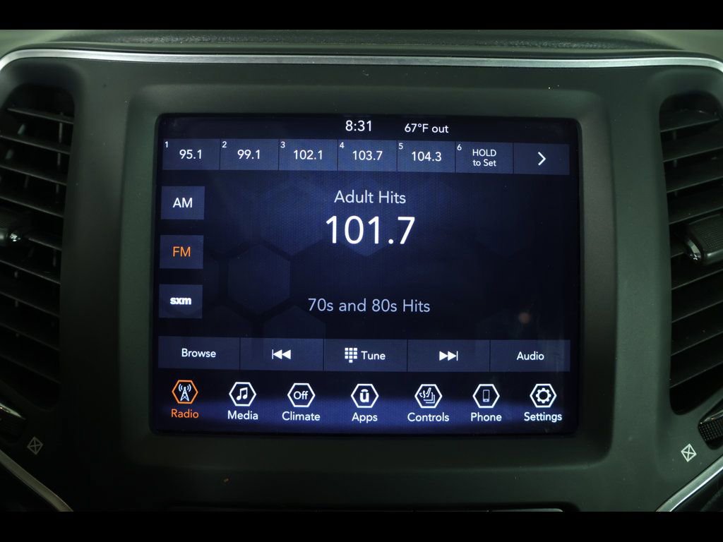 Used 2022 Jeep Cherokee Latitude Lux w/ Sun & Sound Group image 15