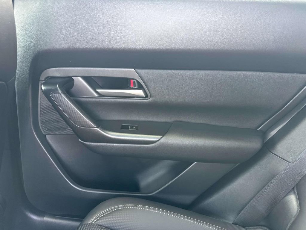 Certified 2025 MAZDA CX-50 AWD 2.5 S w/ Premium Package image 13