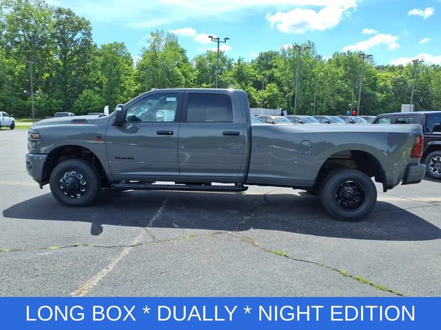 New 2026 RAM 3500 Big Horn AWD/4WD image 6