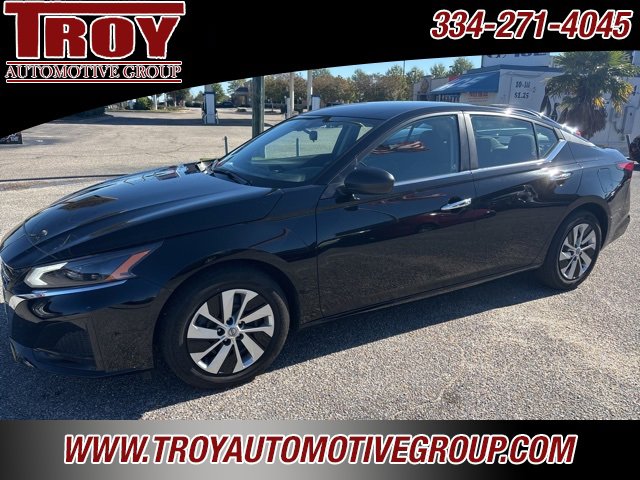 Used 2024 Nissan Altima 2.5 S image 3