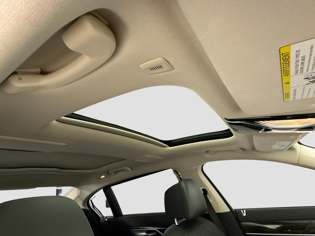 Used 2020 BMW 740i w/ Premium Package RWD image 17