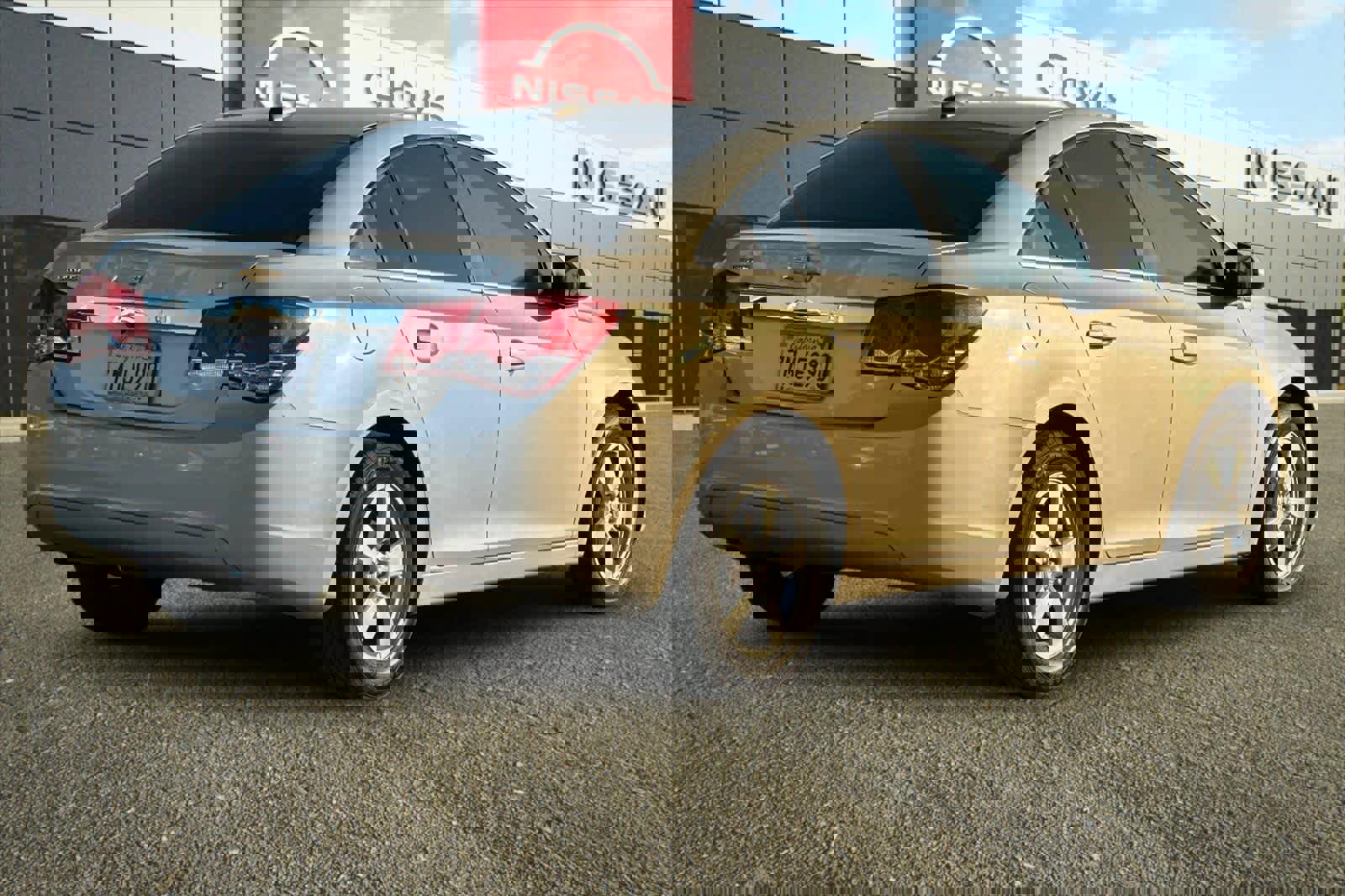 Used 2015 Chevrolet Cruze LT image 3