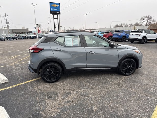 Used 2023 Nissan Kicks SR w/ SR Premium Package image 8