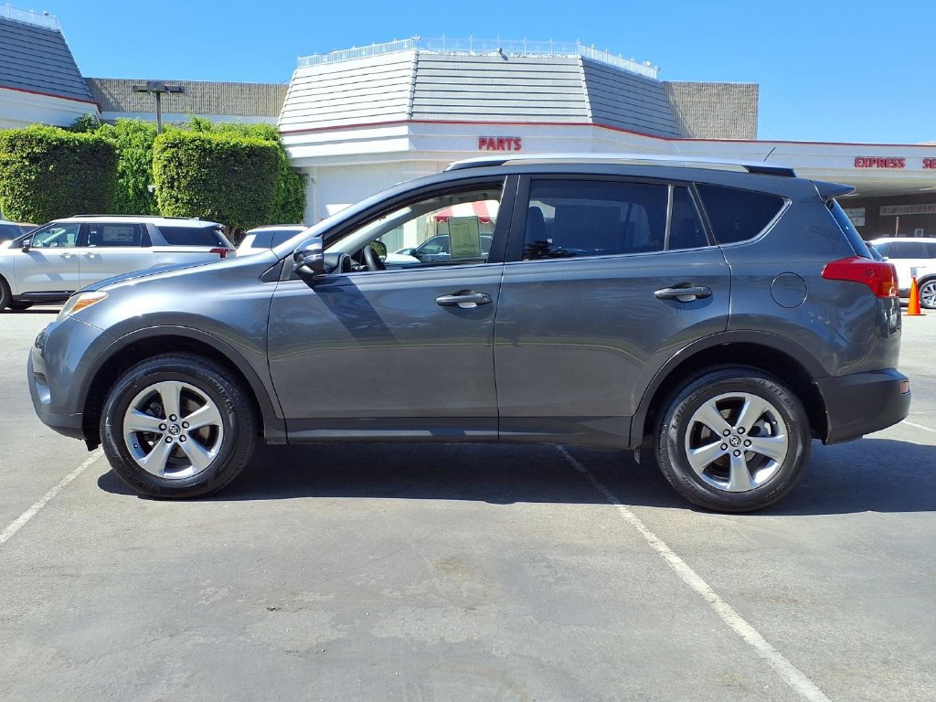 Used 2015 Toyota RAV4 XLE FWD image 3