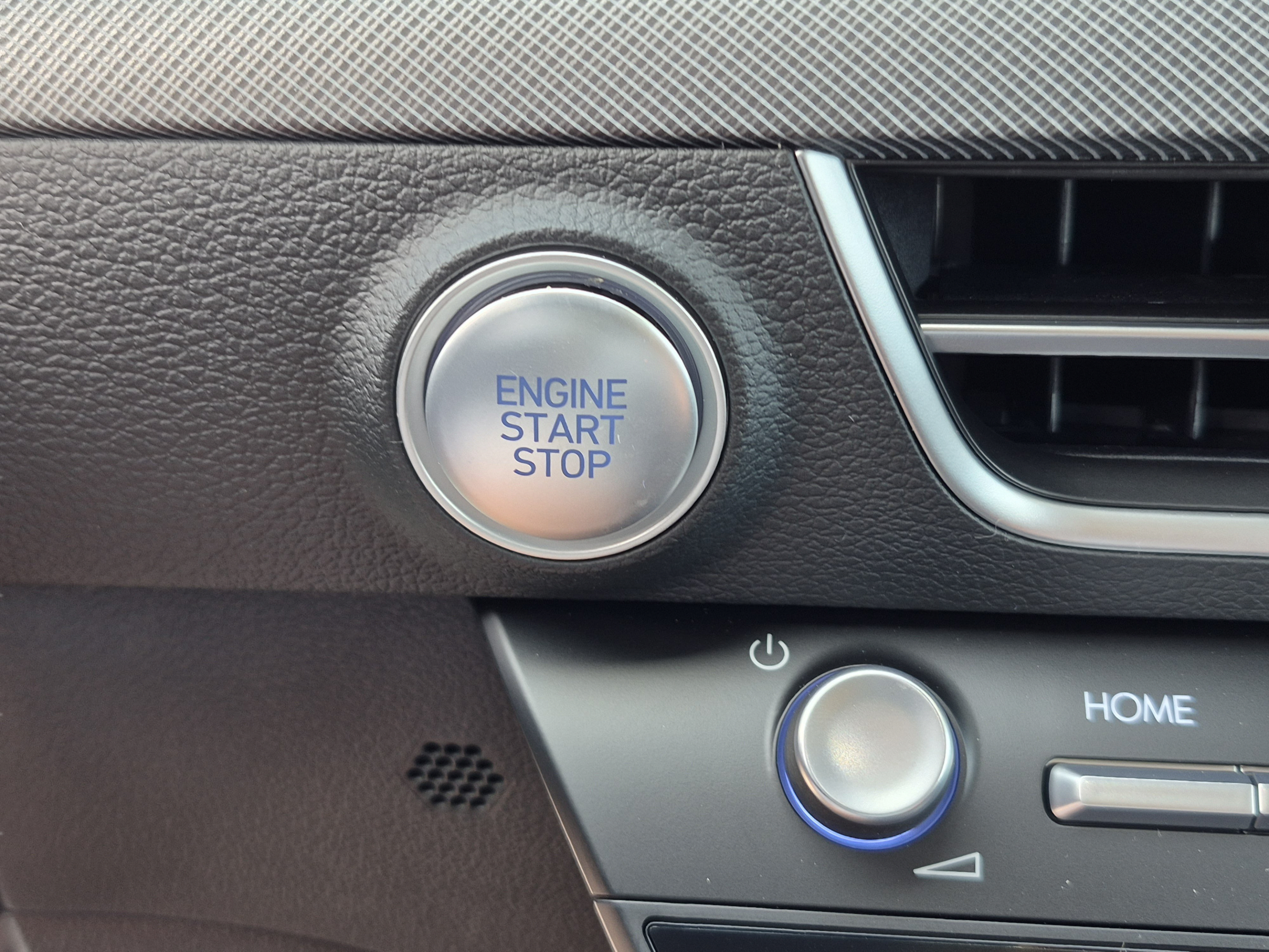 New 2026 Hyundai Sonata SEL FWD image 32