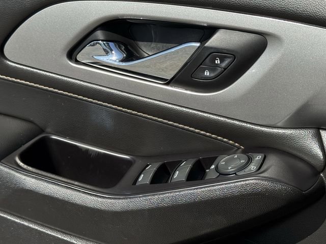 Used 2020 Chevrolet Traverse LT w/ LT Premium Package FWD image 26