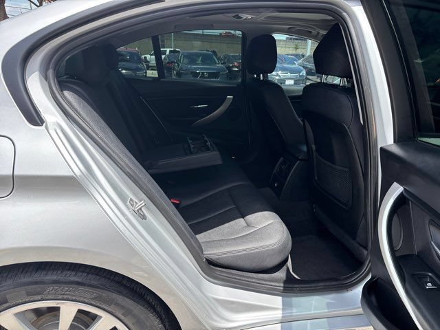 Used 2018 BMW 320i Sedan RWD image 53