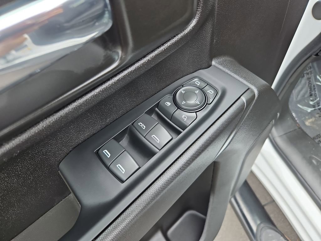 Used 2024 Chevrolet Silverado 2500 Custom w/ Custom Value Package image 24