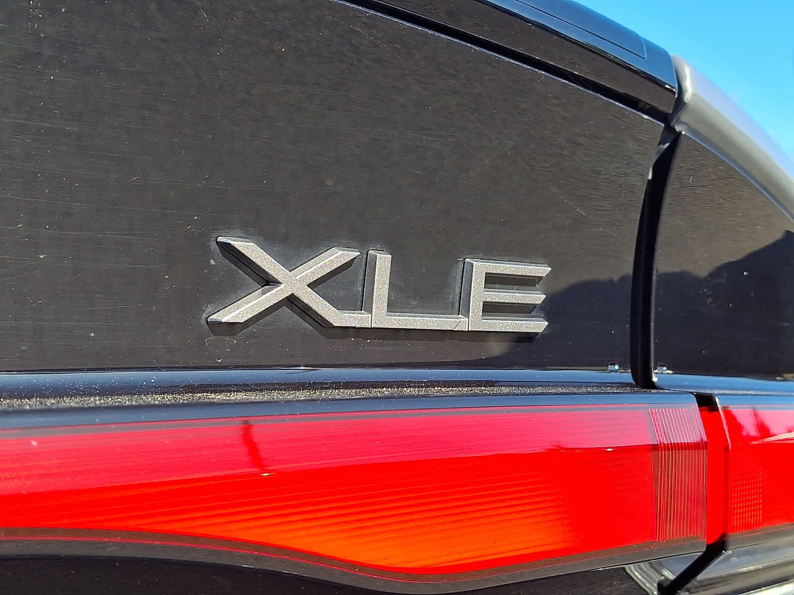 Certified 2023 Toyota Prius XLE FWD image 33