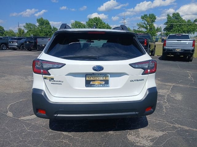 Used 2025 Subaru Outback Premium AWD/4WD image 4
