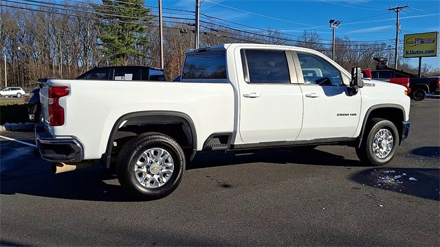 Used 2023 Chevrolet Silverado 2500 LT image 8