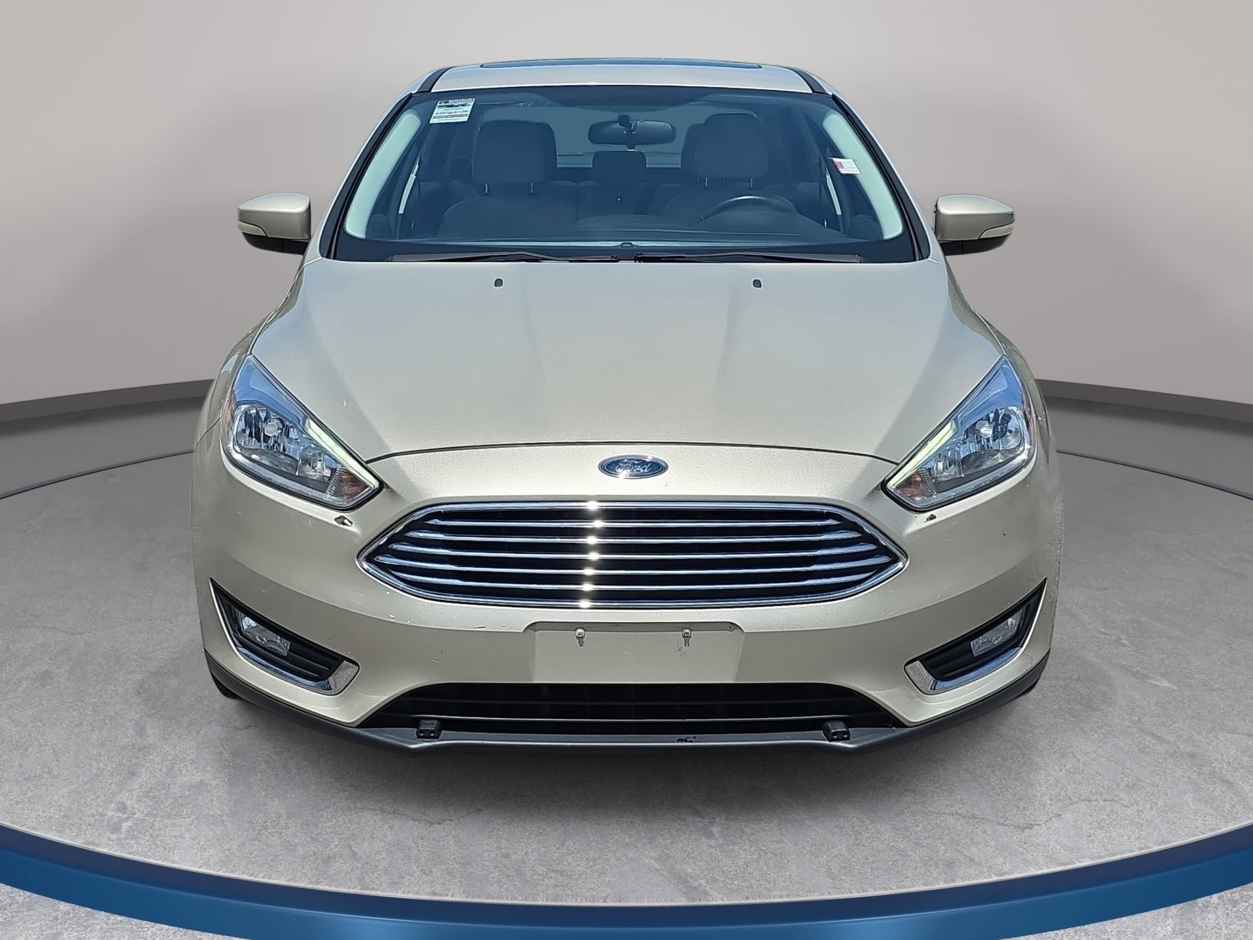 Used 2017 Ford Focus Titanium FWD image 2