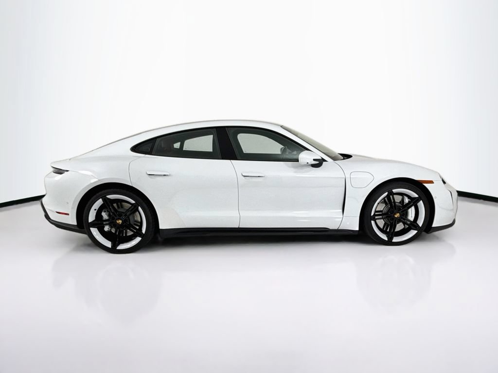 Certified 2022 Porsche Taycan GTS AWD/4WD image 8