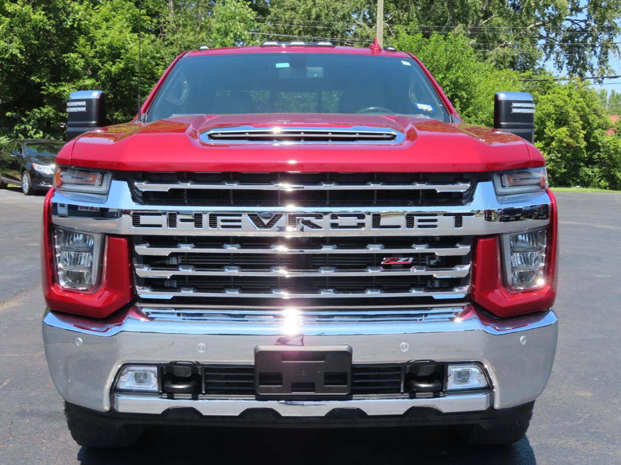 Used 2021 Chevrolet Silverado 3500 LTZ w/ LTZ Plus Package AWD/4WD image 9