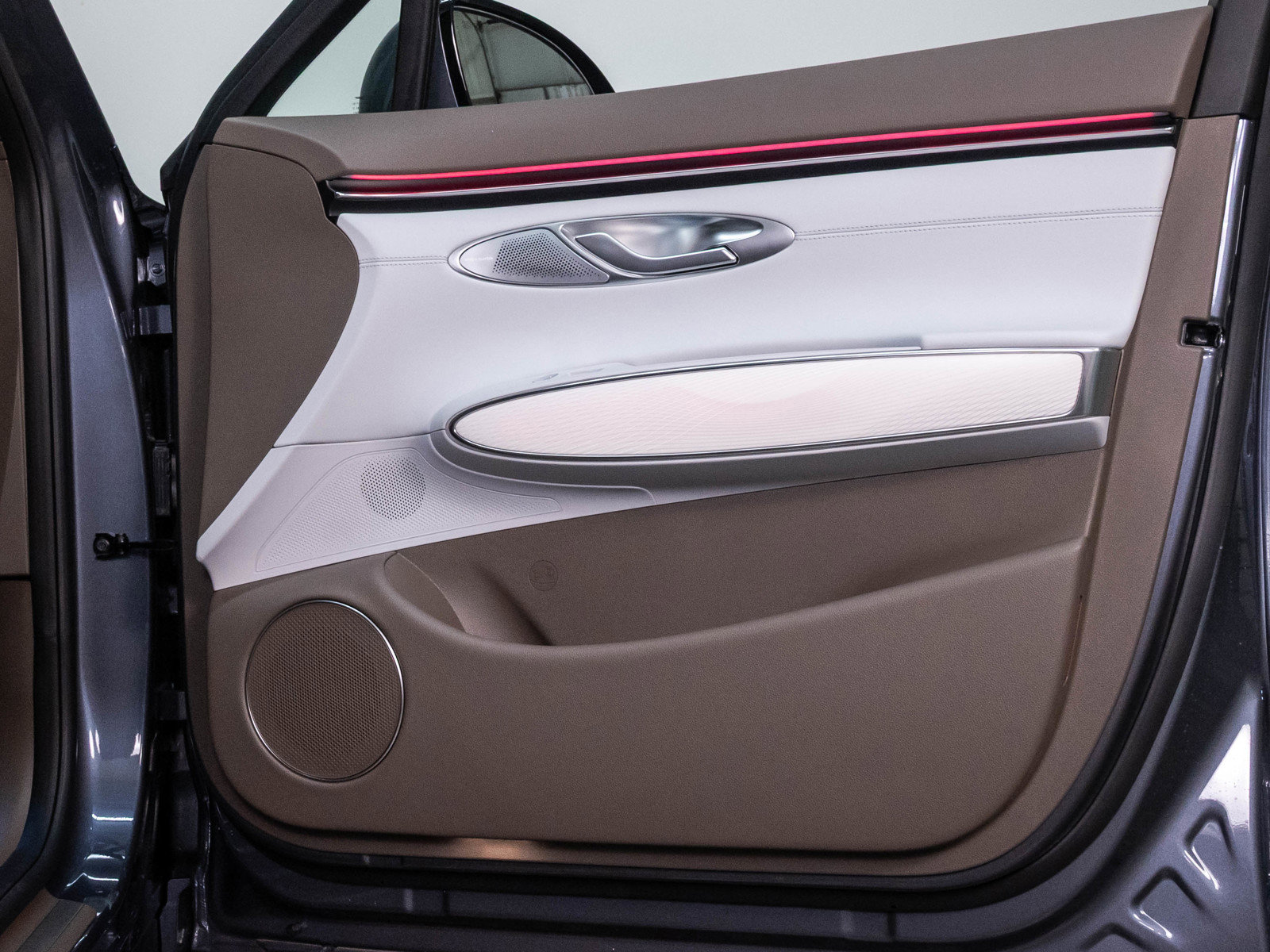 New 2026 Genesis GV70 2.5T Advanced image 12