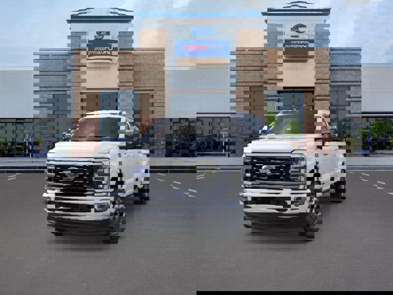 New 2026 Ford F350 Platinum image 4