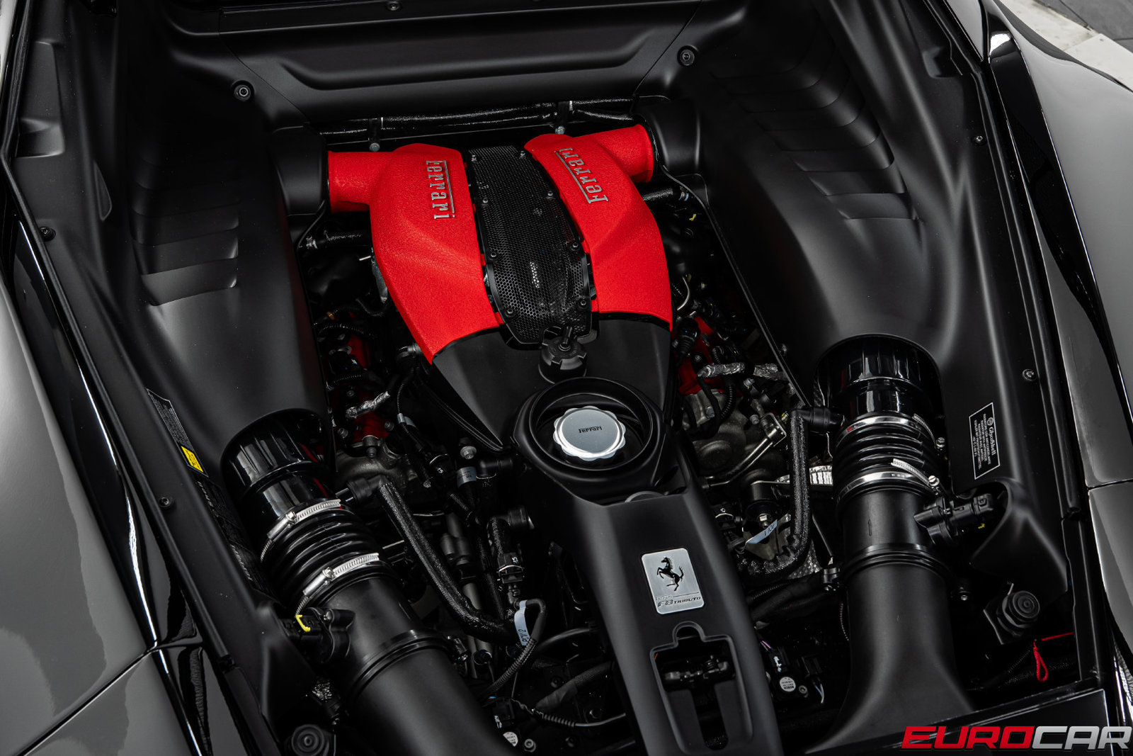Used 2022 Ferrari F8 Tributo RWD image 20