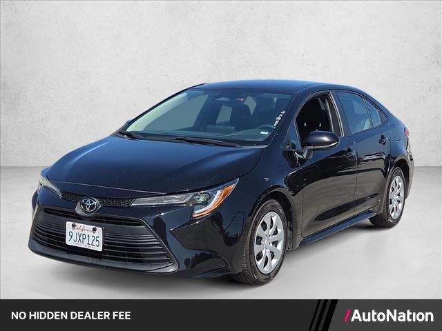 Certified 2024 Toyota Corolla LE FWD image 1