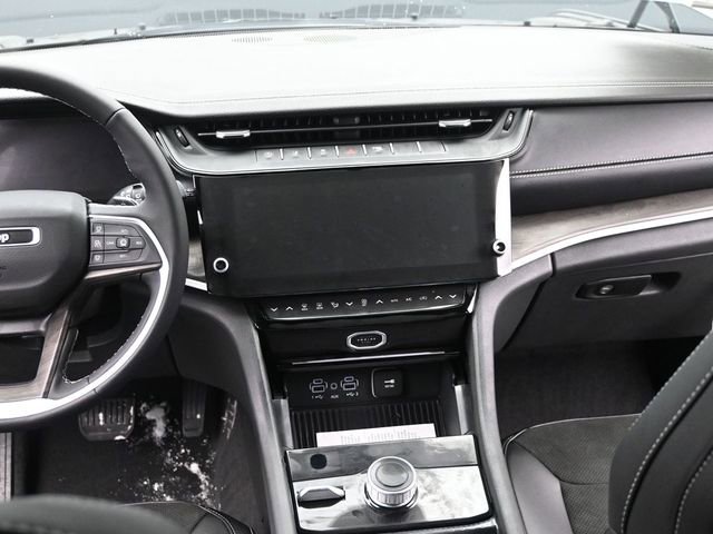 New 2026 Jeep Grand Cherokee L Laredo image 27