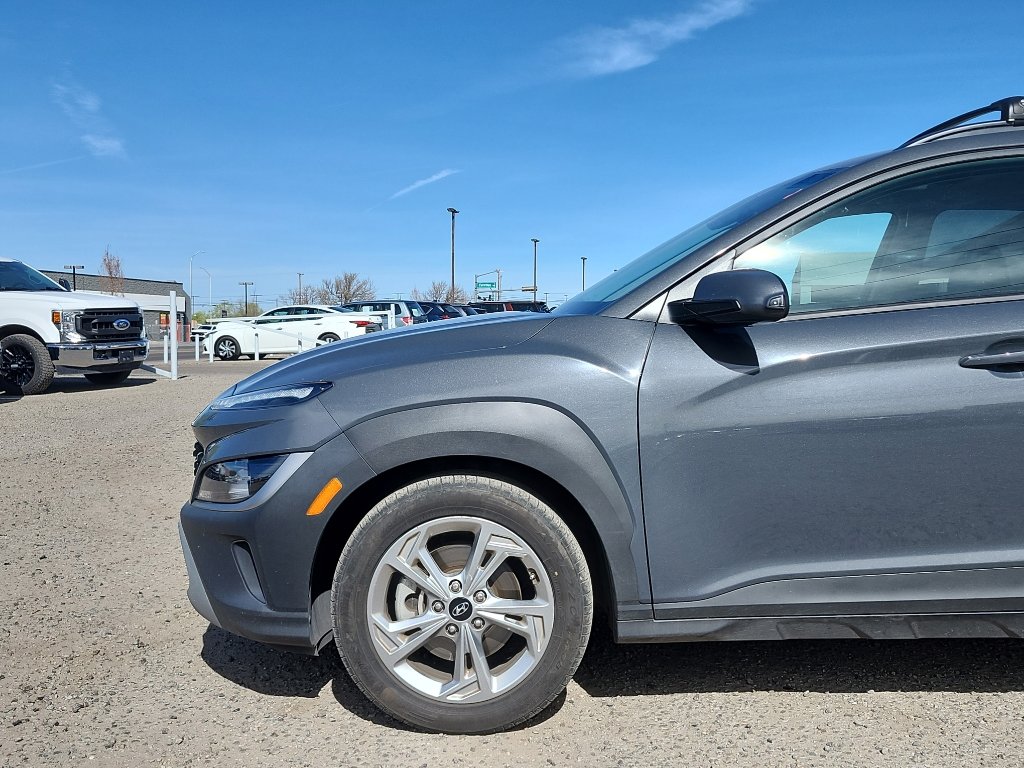 Used 2023 Hyundai Kona SEL w/ Convenience Package image 10