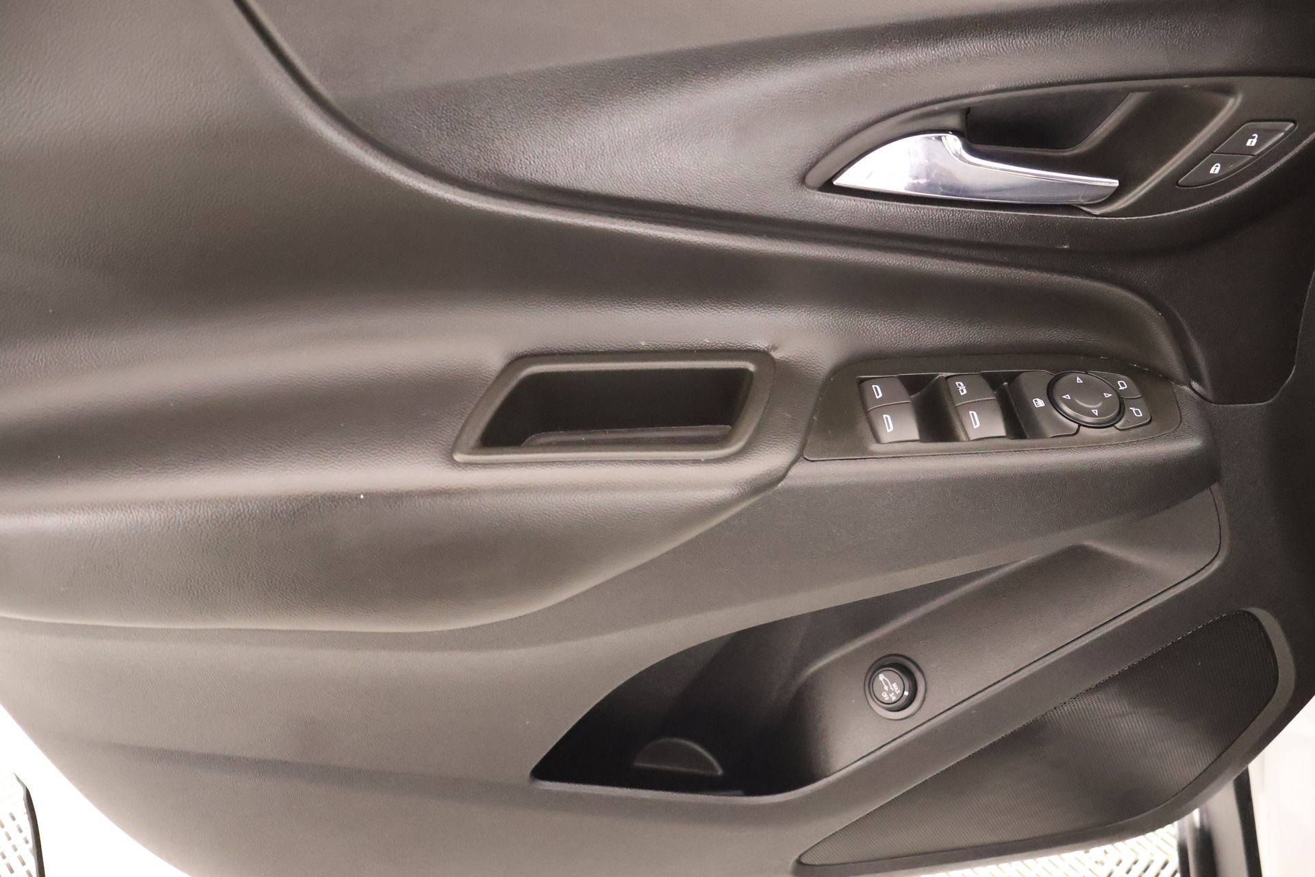 Used 2022 Chevrolet Equinox LT FWD image 15
