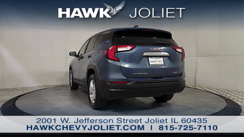Used 2024 GMC Terrain SLE AWD/4WD image 6
