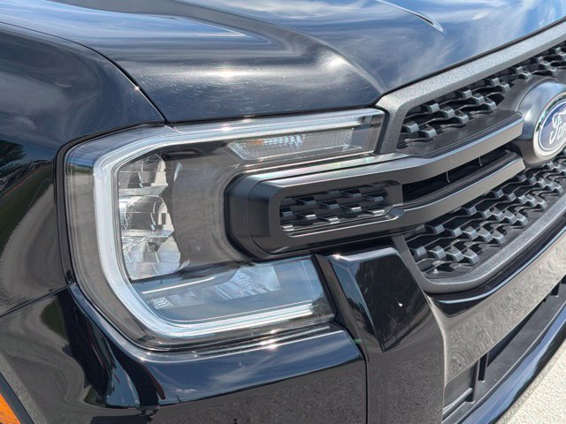 Used 2025 Ford Ranger XL RWD image 9