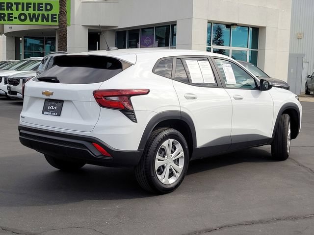 Used 2024 Chevrolet Trax LS FWD image 5