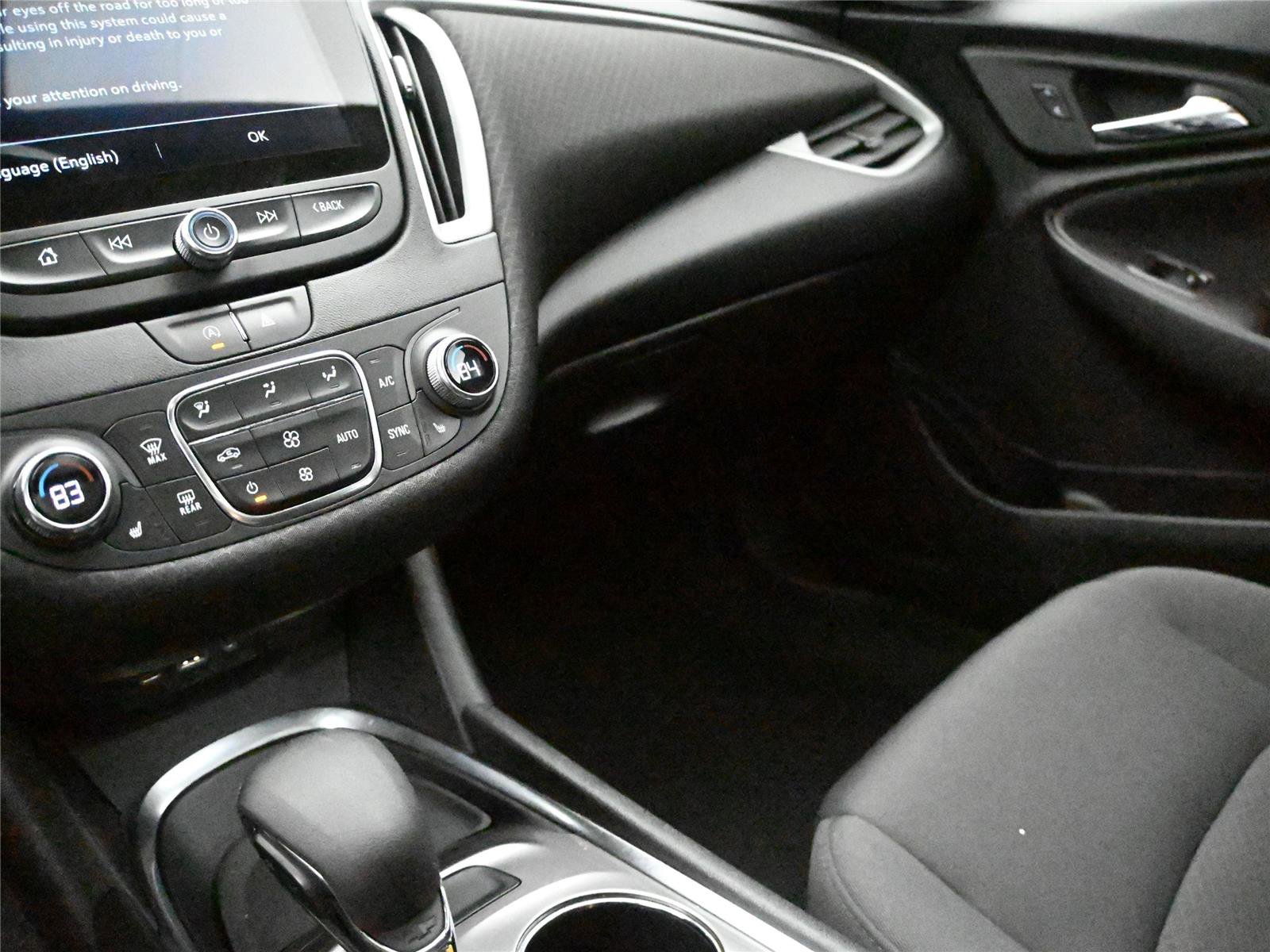 Used 2022 Chevrolet Malibu LT image 4