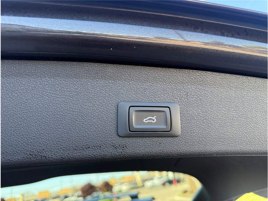 Used 2014 Audi Q5 TDI Prestige w/ Prestige Package image 47