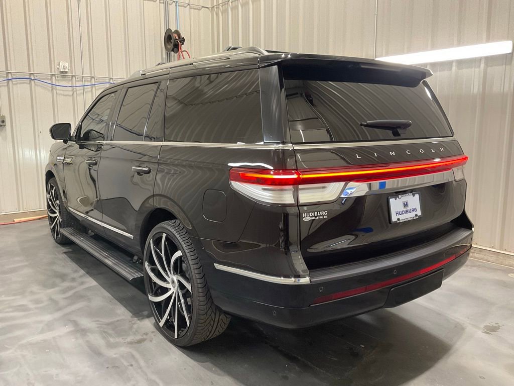 Used 2023 Lincoln Navigator Reserve AWD/4WD image 27