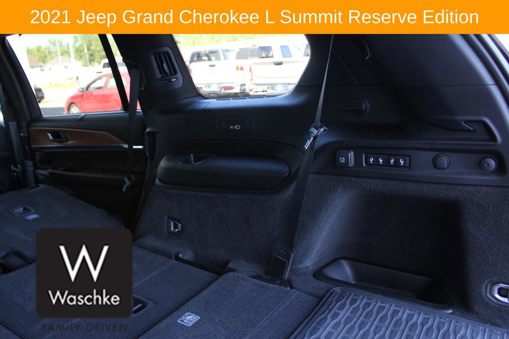 Used 2021 Jeep Grand Cherokee L Summit image 27