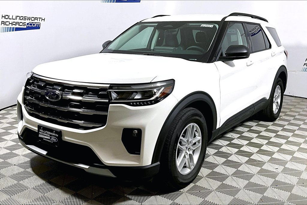 New 2026 Ford Explorer Active w/ Active Comfort Package
