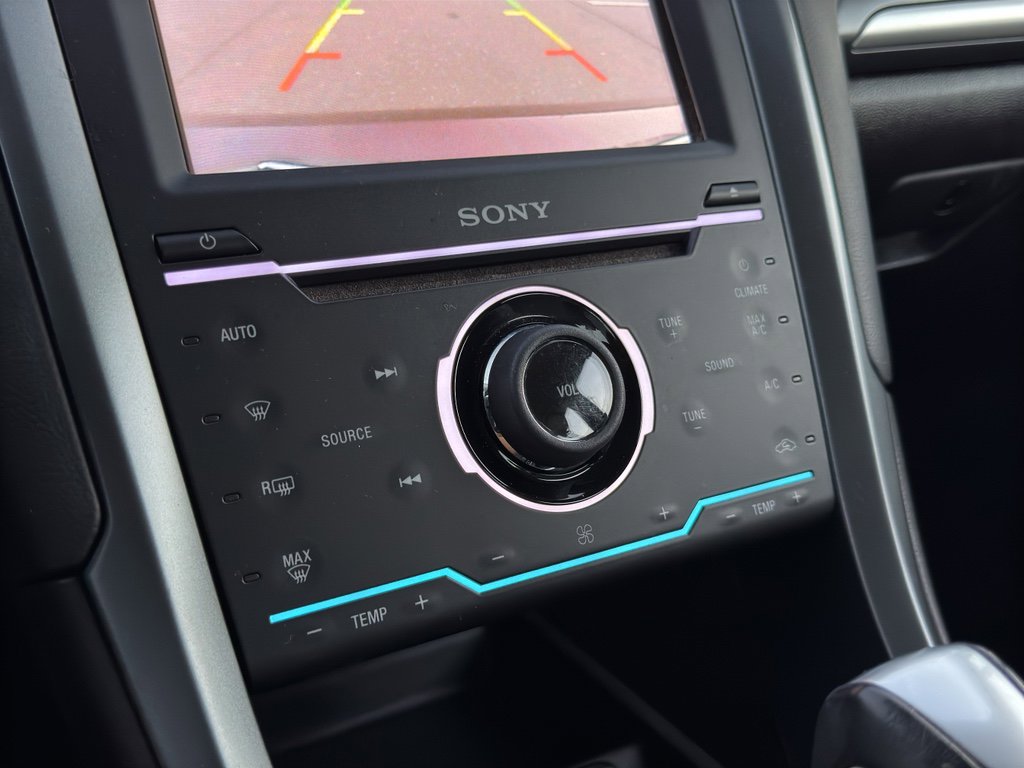 Used 2015 Ford Fusion Titanium image 23