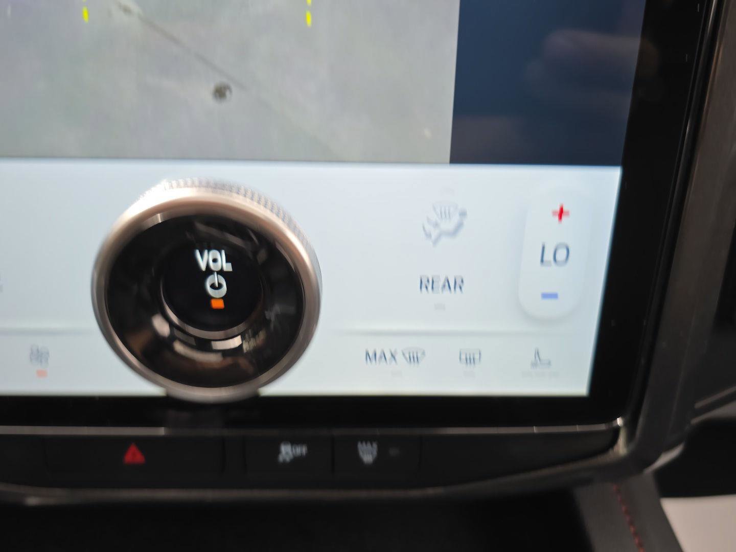 Used 2023 Ford Expedition Limited image 22