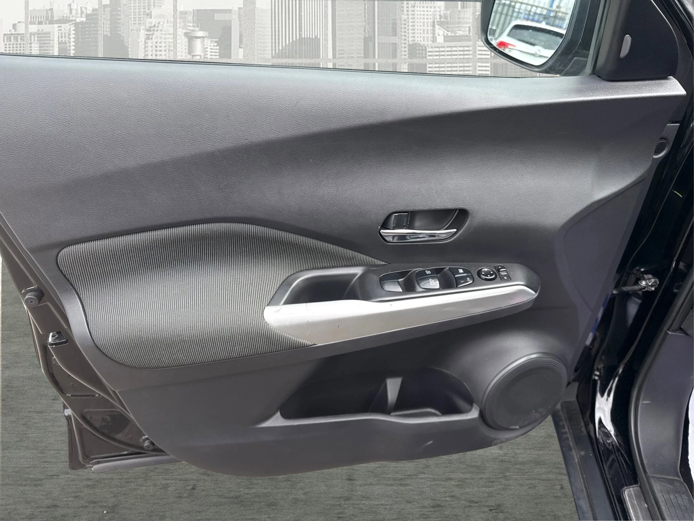 Used 2020 Nissan Kicks SV w/ Exterior Package FWD image 19