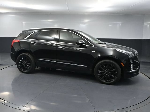 Used 2019 Cadillac XT5 Platinum AWD/4WD image 3