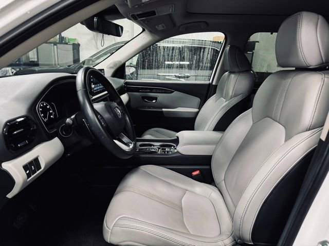 Used 2024 Honda Pilot Touring image 18