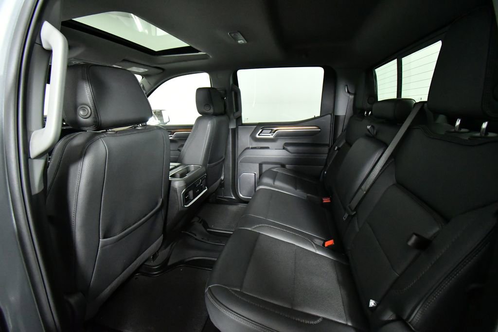 Used 2025 GMC Sierra 1500 Denali w/ Technology Package AWD/4WD image 25