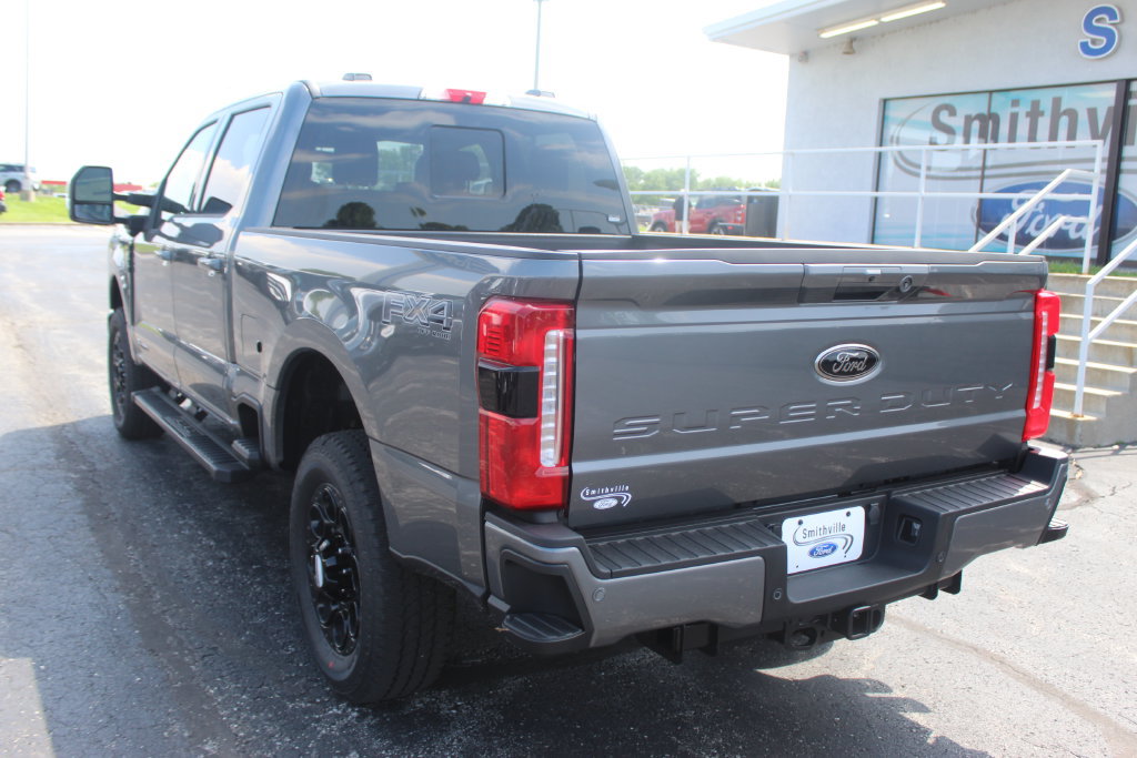 New 2026 Ford F350 Lariat w/ Black Appearance Package AWD/4WD image 9