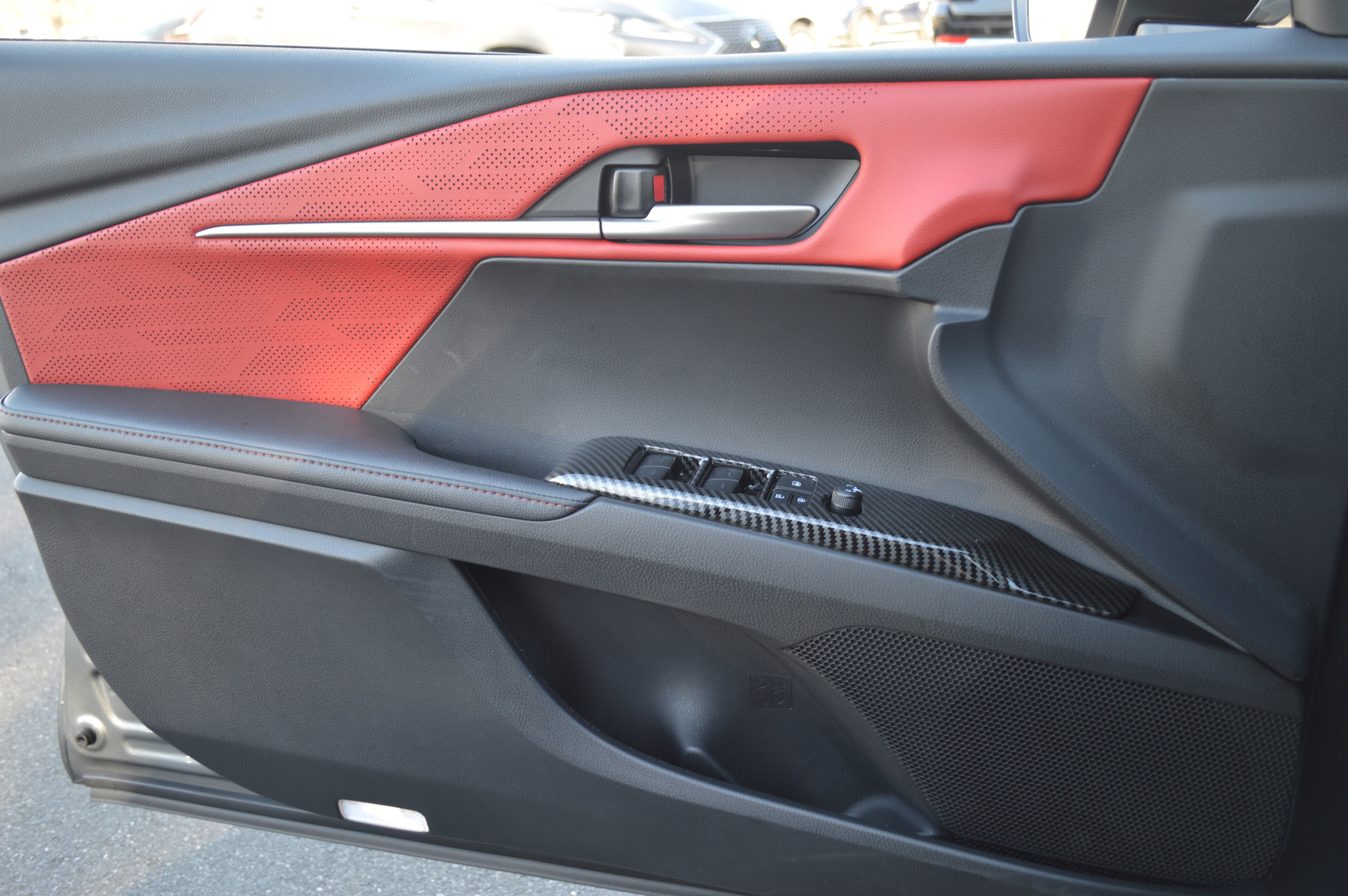 Used 2025 Toyota Camry XSE image 13