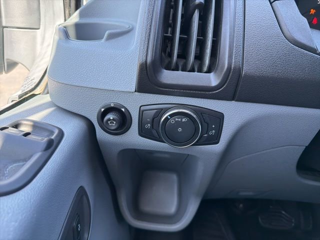 Used 2018 Ford Transit 250 130 Low Roof w/ Exterior Upgrade Package RWD image 21