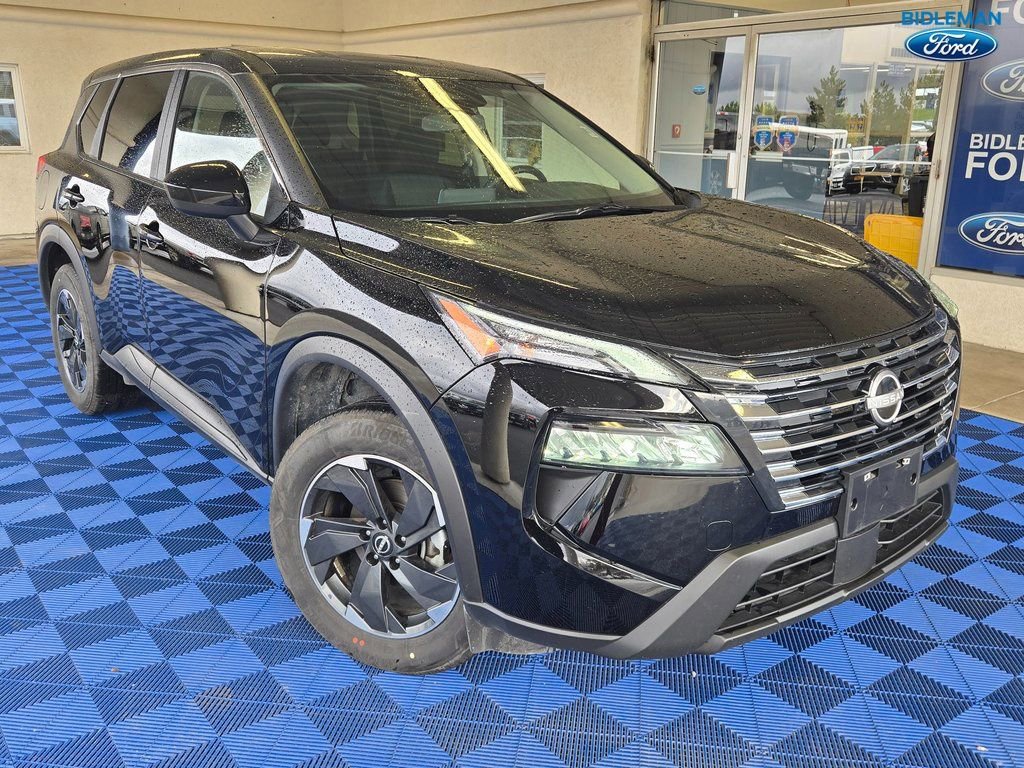 Used 2025 Nissan Rogue SV