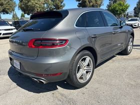 Used 2017 Porsche Macan S AWD/4WD image 2